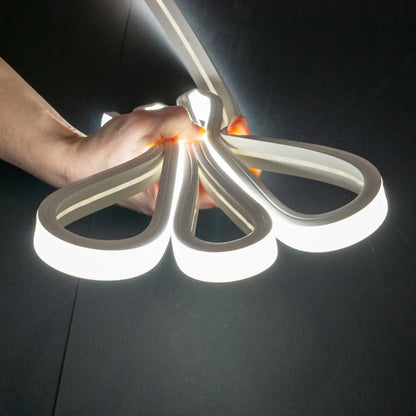 Striscia LED impermeabile IP67 24V 2835 con luce uniforme e kit completo 20m